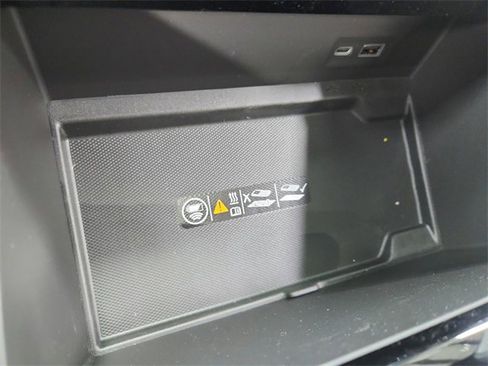 New 2026 GMC Yukon AT4 image 33