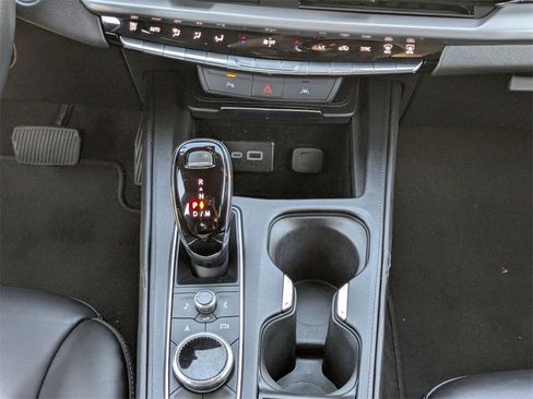 Certified 2024 Cadillac XT4 Premium Luxury image 21