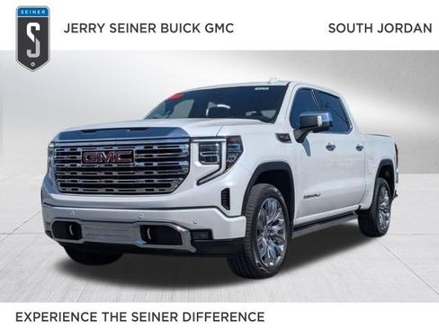 Used 2023 GMC Sierra 1500 Denali w/ Denali Reserve Package AWD/4WD image 1