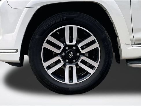 Used 2020 Toyota 4Runner Limited RWD image 10