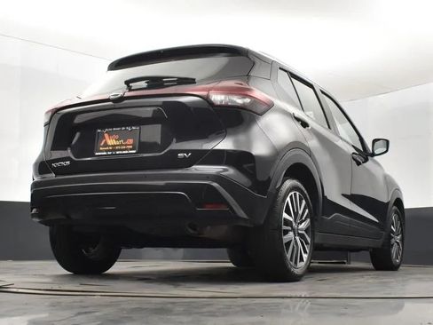 Used 2024 Nissan Kicks SV FWD image 13
