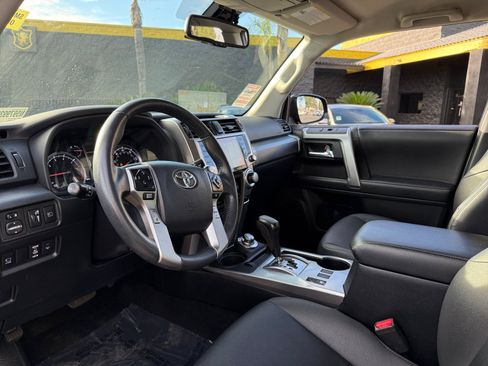 Used 2022 Toyota 4Runner TRD Sport w/ Technology Package AWD/4WD image 15