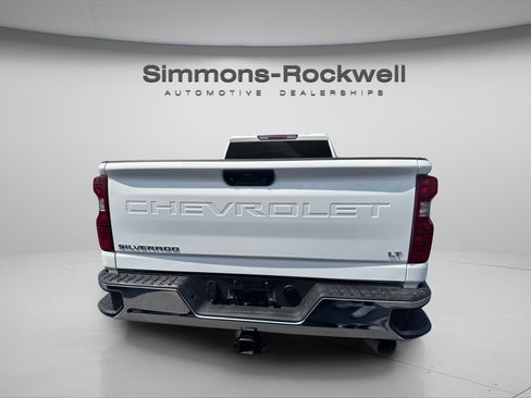 Used 2026 Chevrolet Silverado 2500 LT AWD/4WD image 5