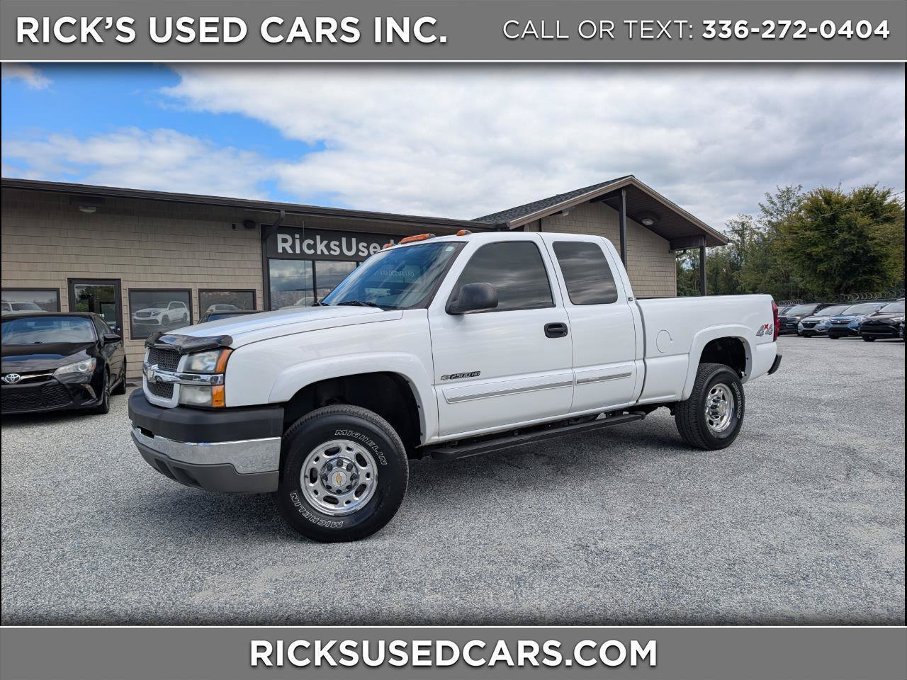 Used 2004 Chevrolet Silverado 2500 LS w/ Skid Plate Package AWD/4WD image 1