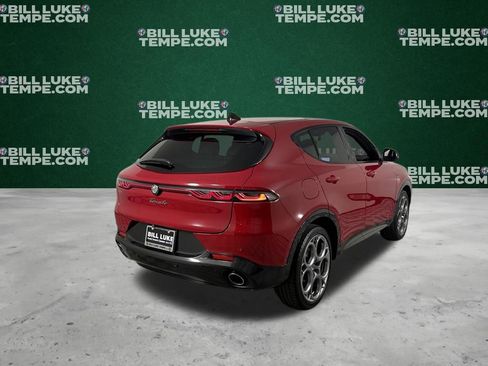 Used 2024 Alfa Romeo Tonale Veloce AWD/4WD image 8