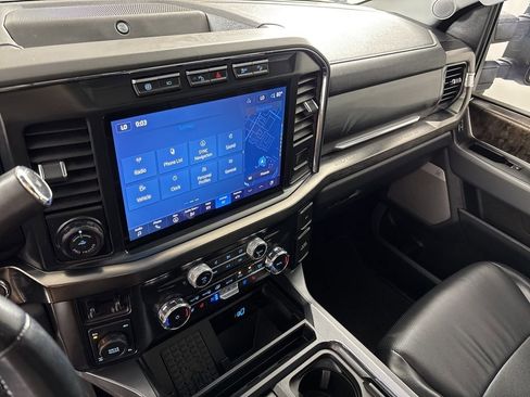 Used 2024 Ford F350 Lariat w/ Lariat Ultimate Package image 34