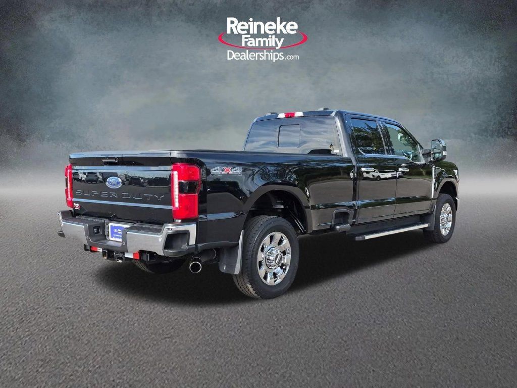Used 2023 Ford F250 Lariat w/ Chrome Package AWD/4WD image 6