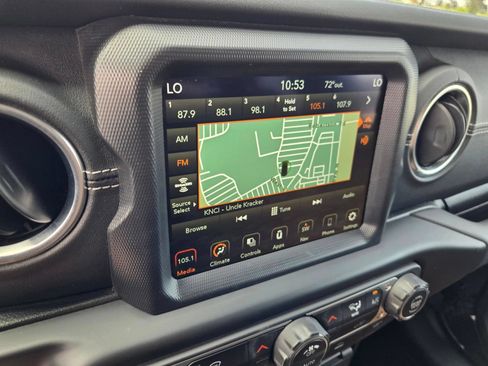 Used 2023 Jeep Wrangler Unlimited Sahara AWD/4WD image 22