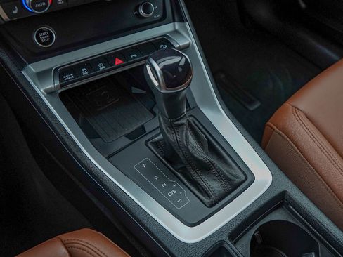 Certified 2025 Audi Q3 2.0T Premium w/ Convenience Package image 19