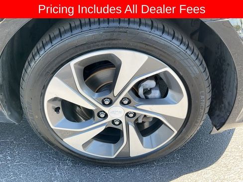 Used 2019 Chevrolet Sonic Premier FWD image 21