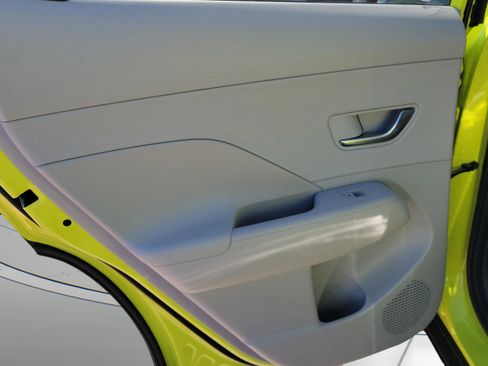 New 2026 Hyundai Kona SEL Premium image 9