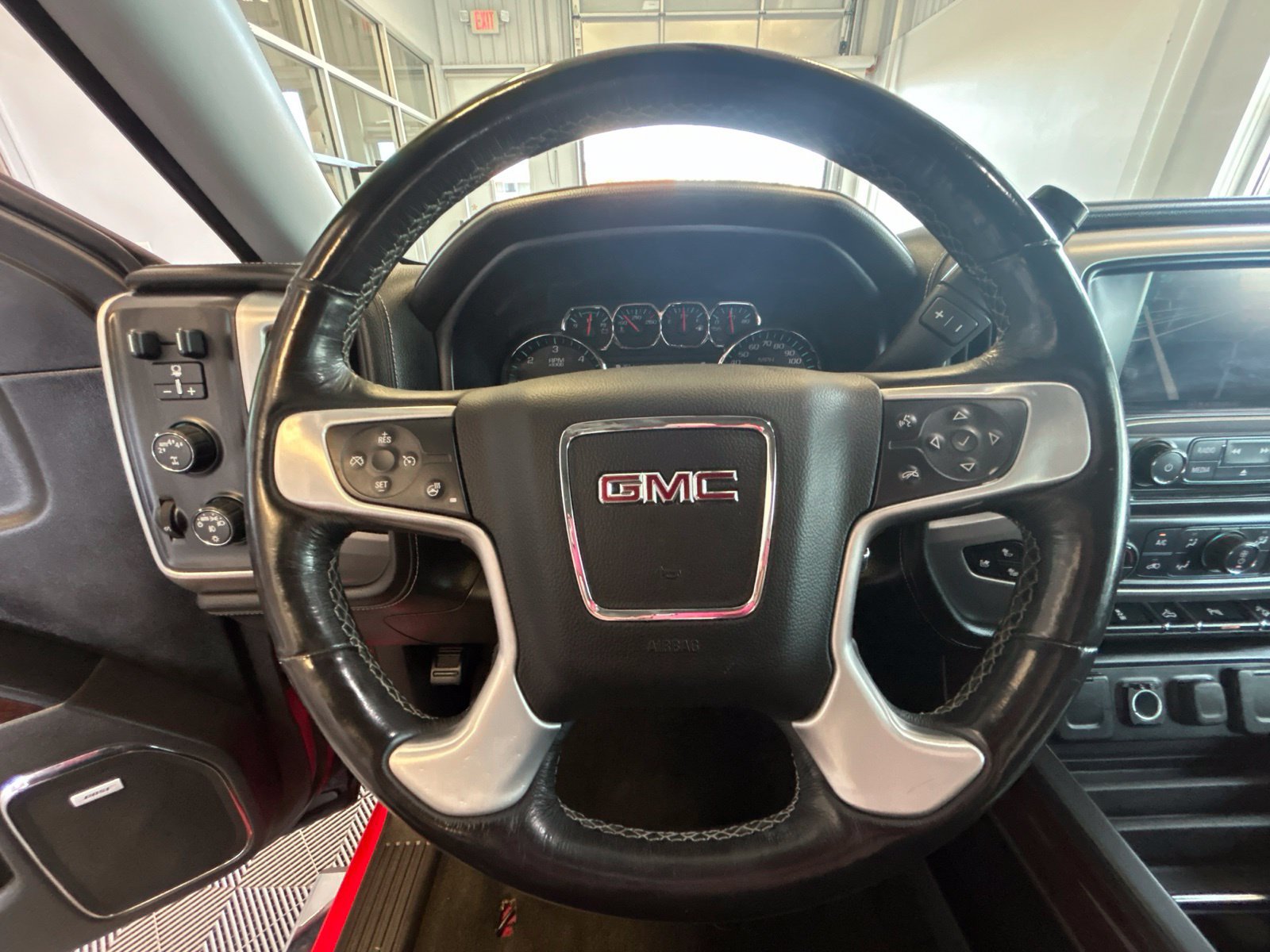 Used 2017 GMC Sierra 1500 SLT w/ SLT Premium Package AWD/4WD image 18