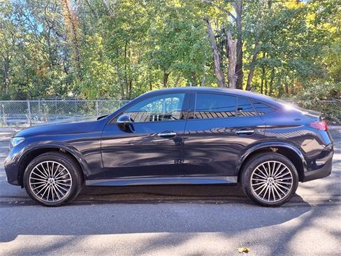 Used 2024 Mercedes-Benz GLC 300 4MATIC image 6