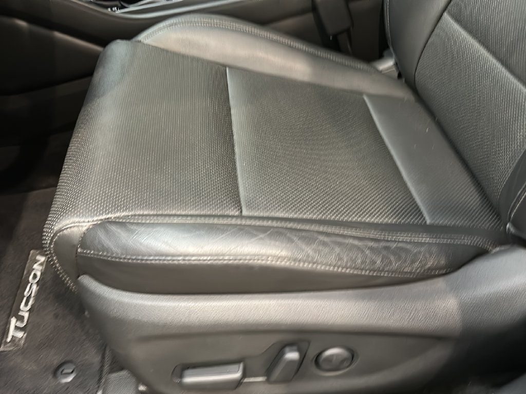 Used 2019 Hyundai Tucson Limited AWD/4WD image 12