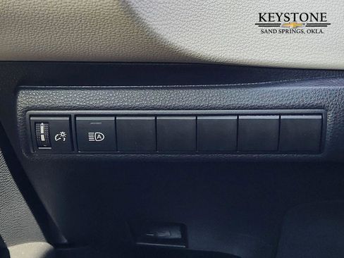 Used 2025 Toyota Corolla LE image 22