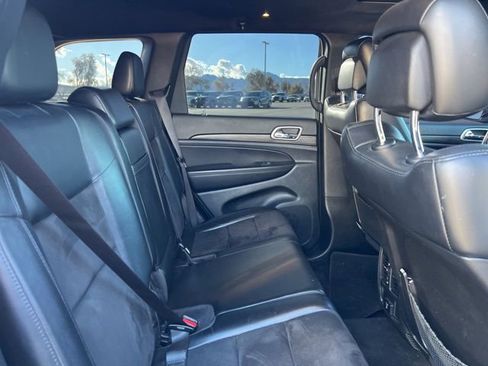 Used 2022 Jeep Grand Cherokee Laredo X image 21