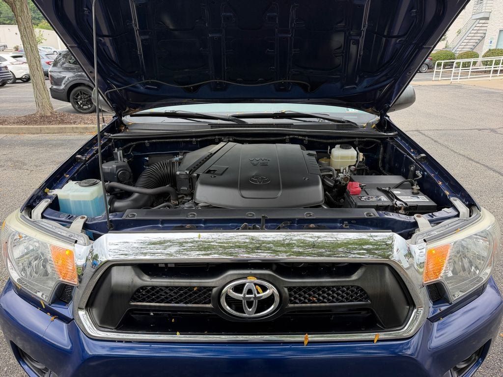 Used 2015 Toyota Tacoma 4x4 Double Cab w/ TRD Off-Road Package image 26
