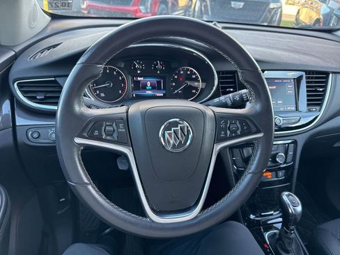 Used 2022 Buick Encore Preferred w/ Safety Package image 39