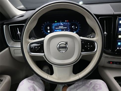 Used 2023 Volvo XC60 B6 Ultimate w/ Climate Package image 24