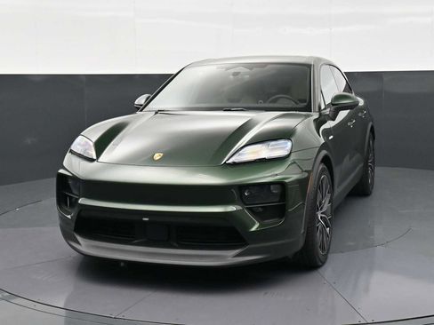 New 2026 Porsche Macan 4 Electric AWD/4WD image 29