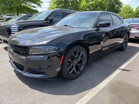 Used 2023 Dodge Charger SXT w/ Blacktop Package image 3