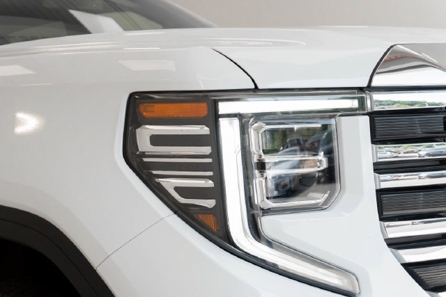 Used 2026 GMC Sierra 1500 SLT AWD/4WD image 28