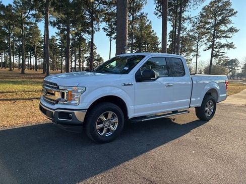 Used 2019 Ford F150 XLT w/ Equipment Group 302A Luxury image 6