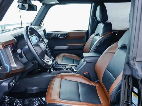 Used 2022 Ford Bronco Outer Banks image 19