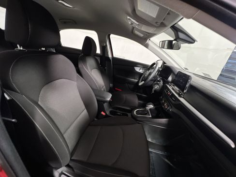 Used 2023 Kia Forte LXS w/ LXS Technology Package image 25