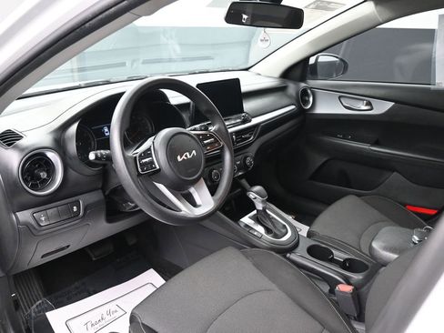 Used 2022 Kia Forte LXS FWD image 22