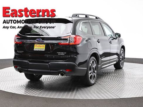 Used 2023 Subaru Ascent Limited w/ Technology Package AWD/4WD image 5