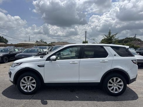Used 2019 Land Rover Discovery Sport SE AWD/4WD image 9
