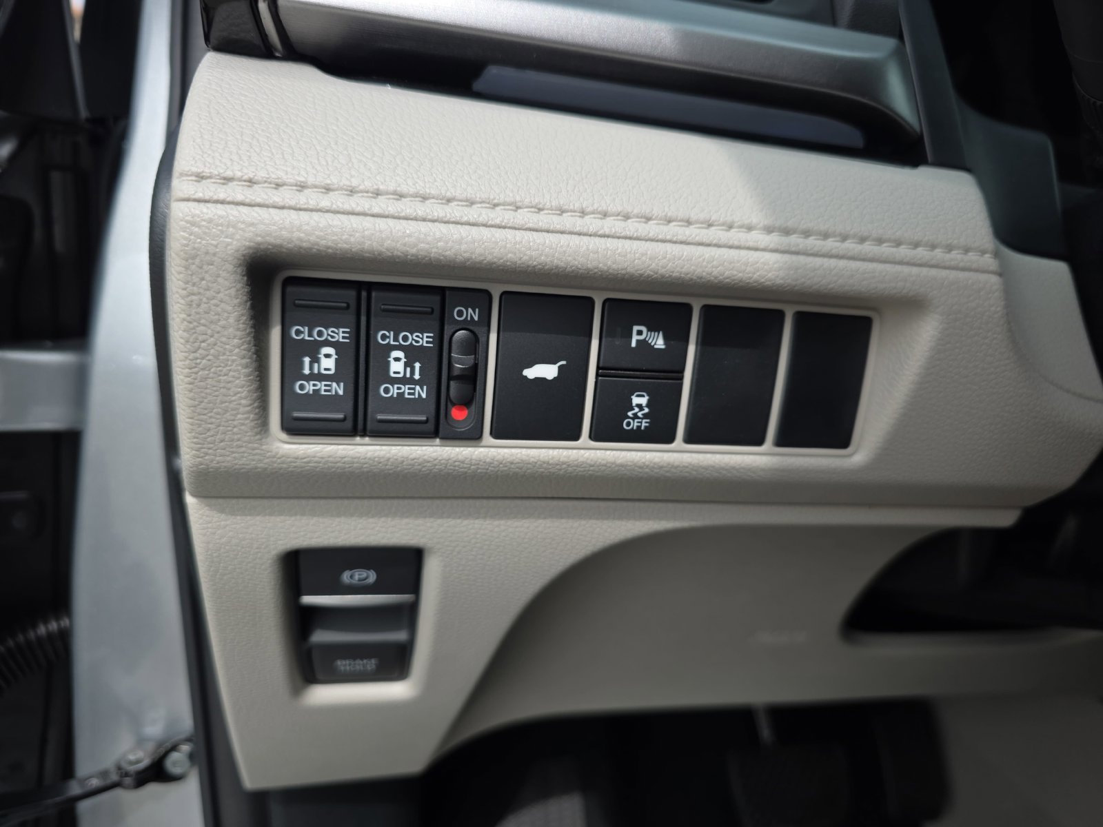 New 2026 Honda Odyssey Touring image 26