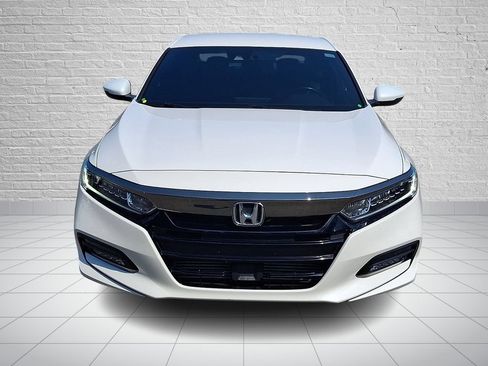 Used 2020 Honda Accord Sport image 2