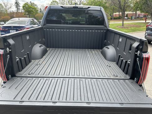 Used 2023 Toyota Tundra Platinum image 31
