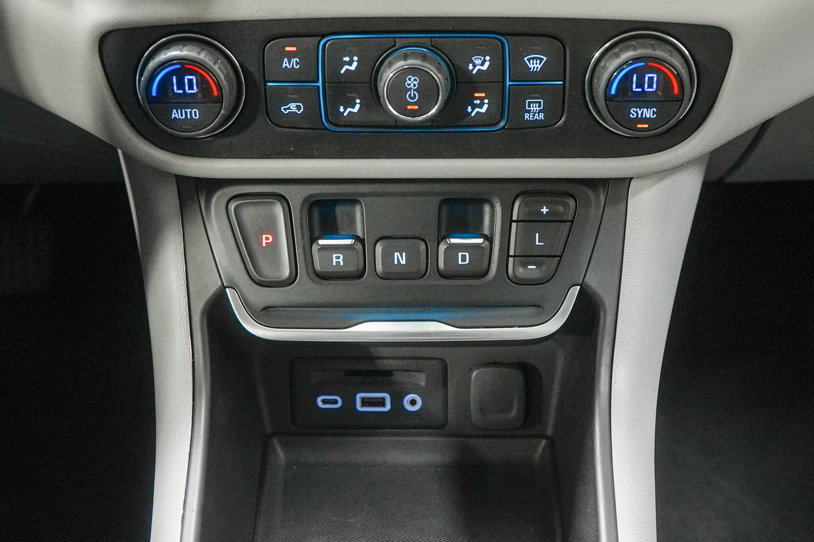 Used 2020 GMC Terrain SLT AWD/4WD image 30
