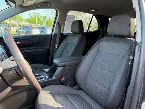 Used 2018 Chevrolet Equinox LT image 14
