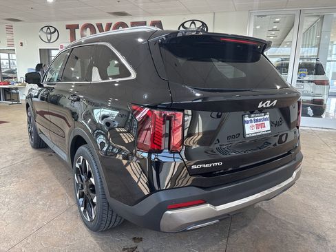 Used 2024 Kia Sorento SX FWD image 8
