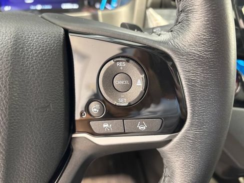 Used 2024 Honda Odyssey Elite image 9