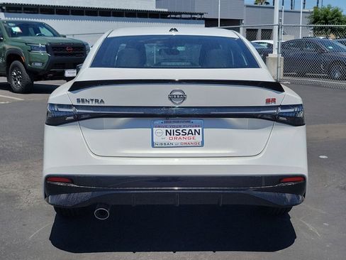 New 2026 Nissan Sentra SR w/ Floor Mat Package FWD image 19