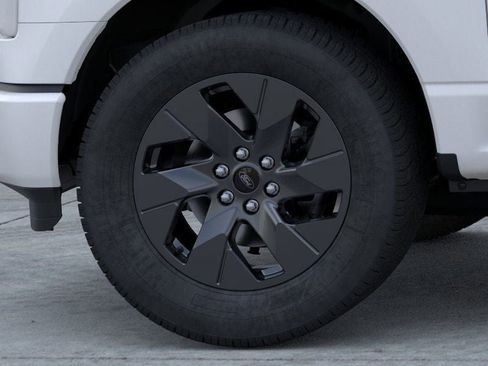 New 2025 Ford F150 Lightning Lariat image 24