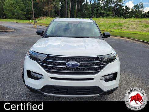 Certified 2020 Ford Explorer XLT w/ Equipment Group 202A RWD image 9