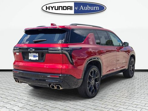 Used 2024 Chevrolet Traverse RS w/ LPO, Floor Liner Package FWD image 5