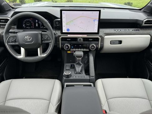 Used 2026 Toyota Tacoma Limited AWD/4WD image 2