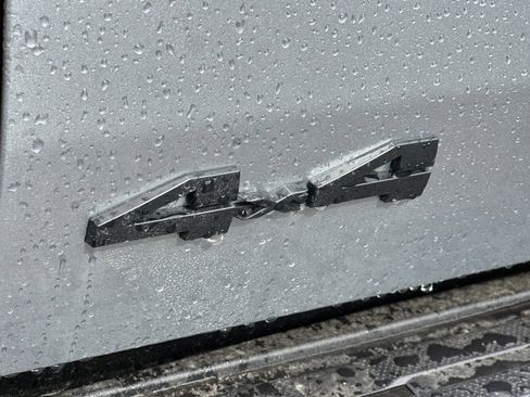 New 2025 Toyota Tacoma TRD Off-Road image 7