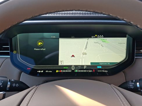 New 2025 Land Rover Range Rover Sport Dynamic SE image 6