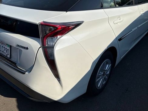 Used 2016 Toyota Prius Two w/ Protection Package FWD image 8