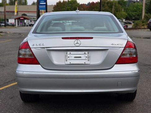 Used 2007 Mercedes-Benz E 350 4MATIC Sedan image 6
