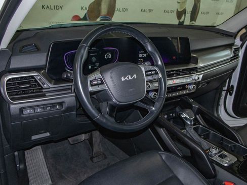 Used 2025 Kia Telluride S AWD/4WD image 6