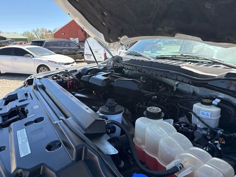 Used 2017 Ford F250 XL w/ Power Equipment Group image 38